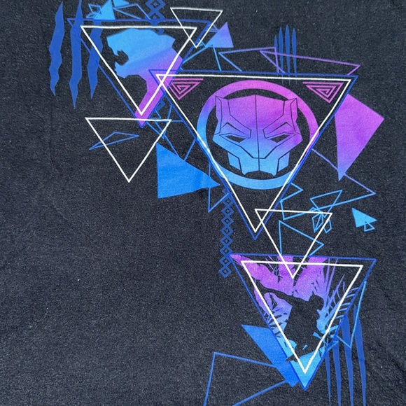 Black Panther women’s tshirt size XL - Picture 2 of 3